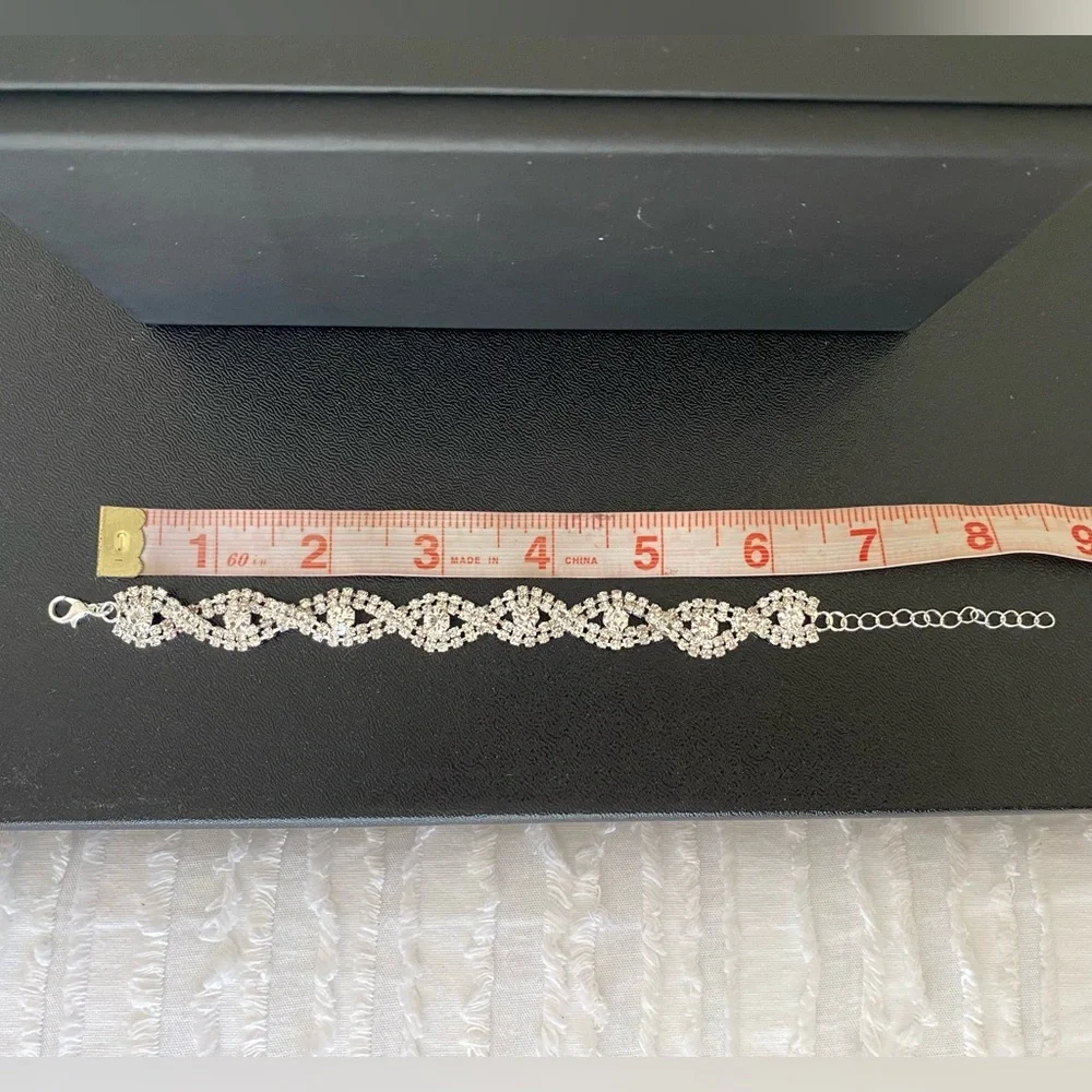 New Rhinestone Diamond Silver Glam Sparkly Bling Bracelet Adjustable Length - Picture 7 of 7